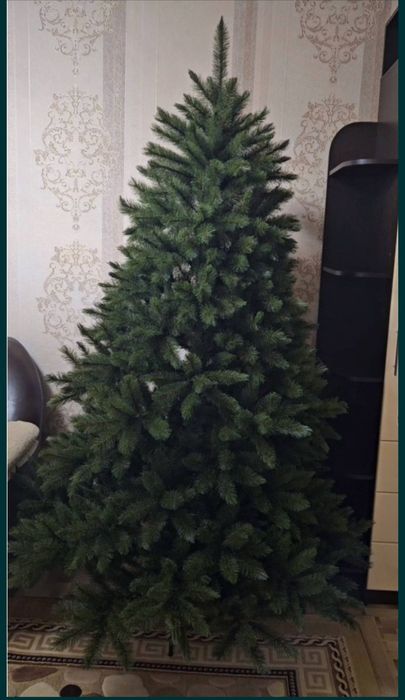 Продам шикарную елку