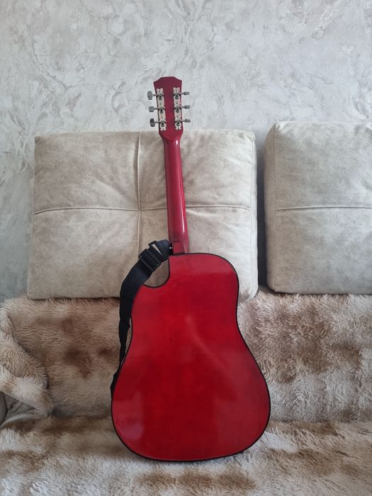 Гитара акустическая новая