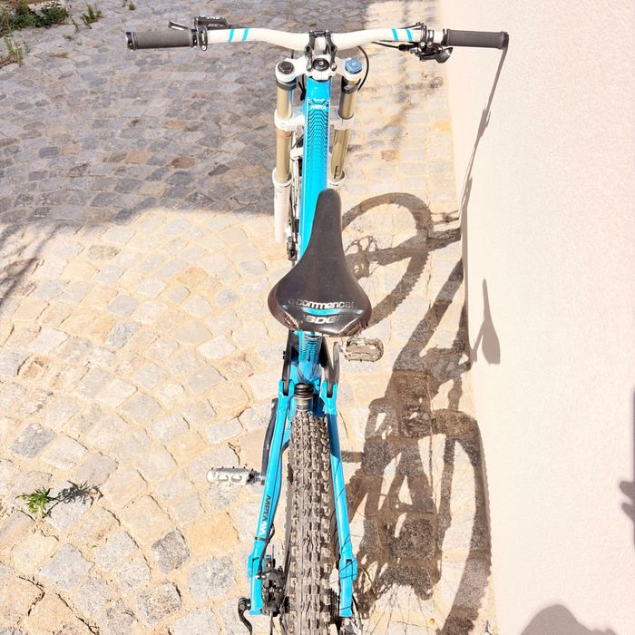 велосипед DH, планина, MTB
