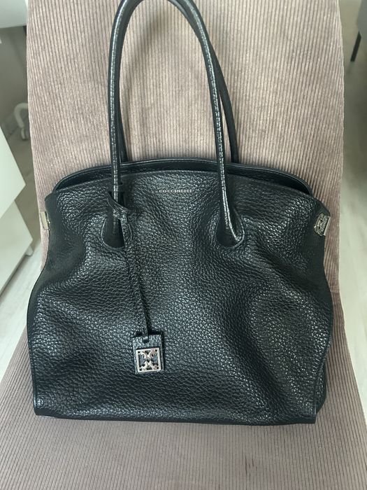 Чанта черна естествена кожа Coccinelle