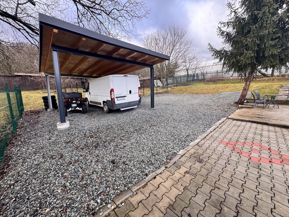 Proprietar inchiriez casa la strada, zona Elania Resort