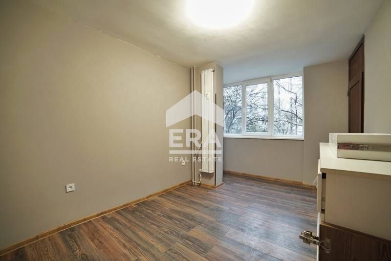 Дава се под наем Тристаен апартамент в София, Хиподрума - 68 кв.м за 700 € - Снимка #10