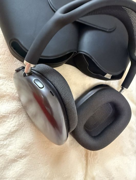 AirPods Max чёрные