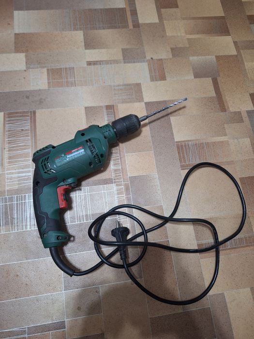 Дрель - шуруповерт марки DWT