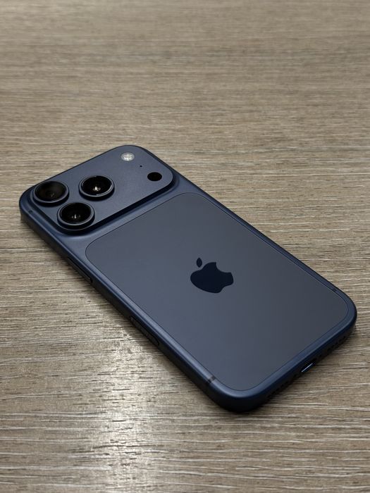 Айфон 17 про iphone