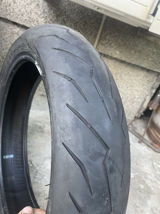 Гуми за скутер 120/70/15 pirelli dot 2022