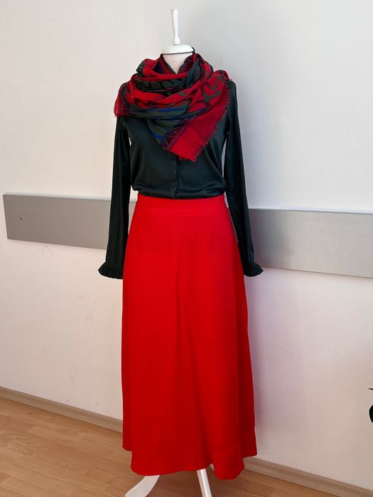 Страхотна секси миди пола в червено и роза Mos Mosh