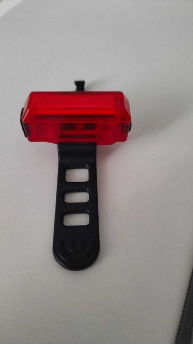 Set lumini bicicleta Gaciron W11R si Gaciron V10L-800