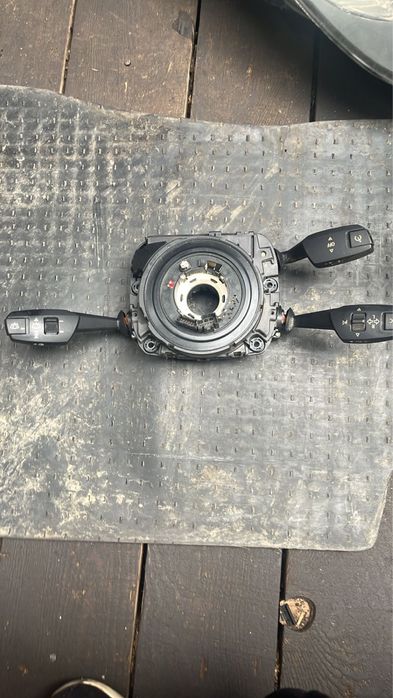 Продаётся гитара со шлейфом на BMW E60.
