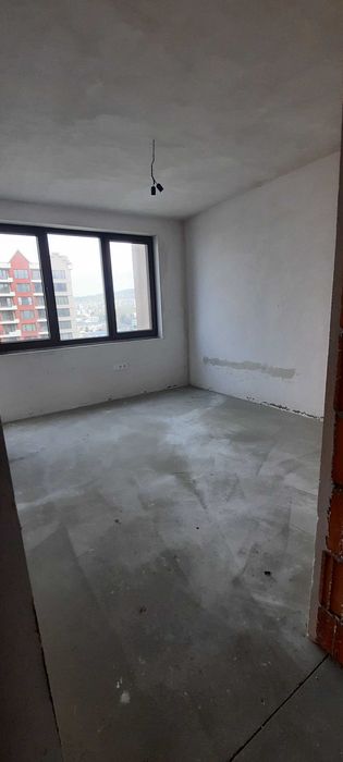 Продава се Тристаен апартамент в Варна, Победа - 115 кв.м за 1966 €/кв.м - Снимка #3