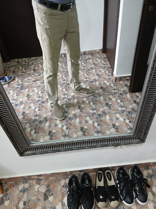 Pantaloni barbati marca C&A din in masura XL stare perfecta