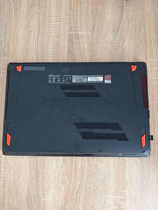 Laptop Gaming ASUS ROG GL553VD – i7-7700HQ, 16GB RAM, GTX 1050, SSD M.2 250GB