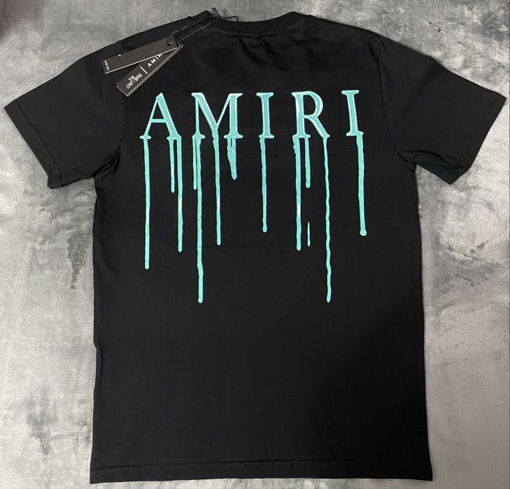 Vand tricou nou de barbati Amiri
