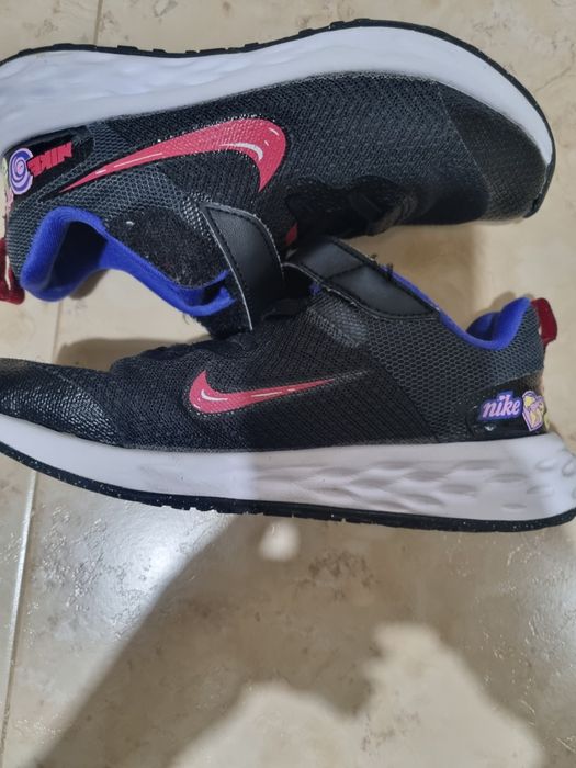 Маратонки Nike 33.5 номер