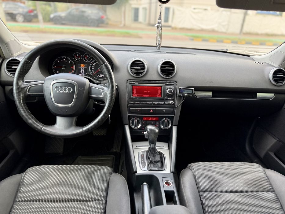• Audi A3 2010 Facelift / DSG 2 - Automata / 2.0 Diesel • Parc Auto • RATE • Garantie •