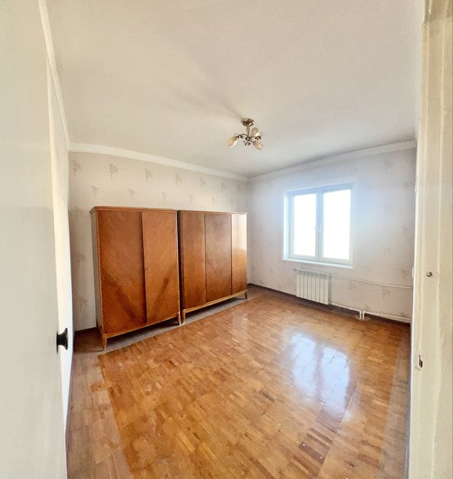 ЦЕНТР! Спецплан! Продаётся, Своя, Чистая, 4/4/4 Яккасарайский район,