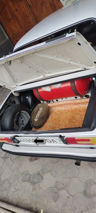 Ваз 2106 сотилади 2000$