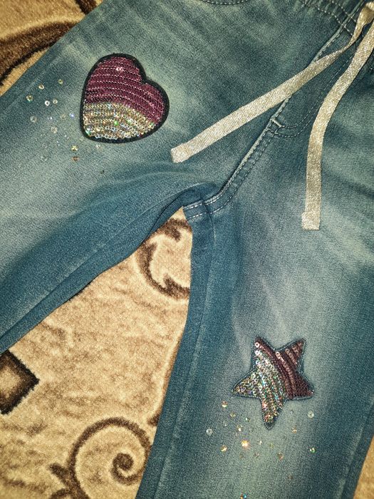 Gloria Jeans утеплённые на флисе.
Размер указан 2-3, но чуть большемер