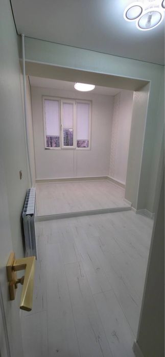 Срочно продажа квартиру Массив Феруза. 2в3/2/4 балкон 2/6