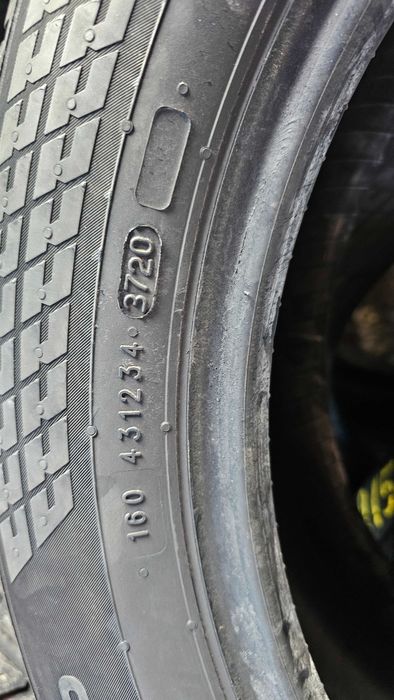 Anvelope 215 55 17 NOKIAN  iarna