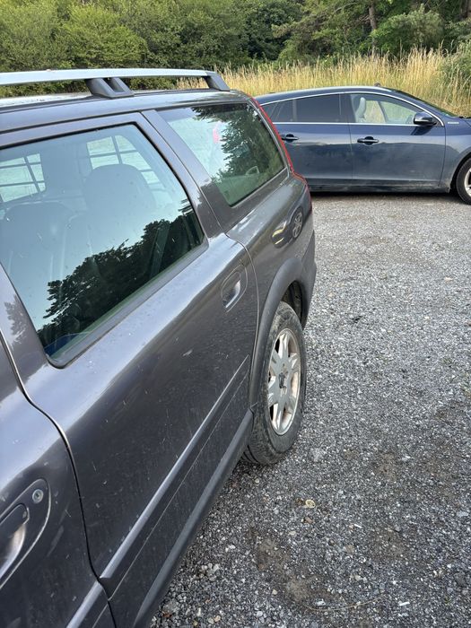 Volvo XC70 2.5T (2006 г.)