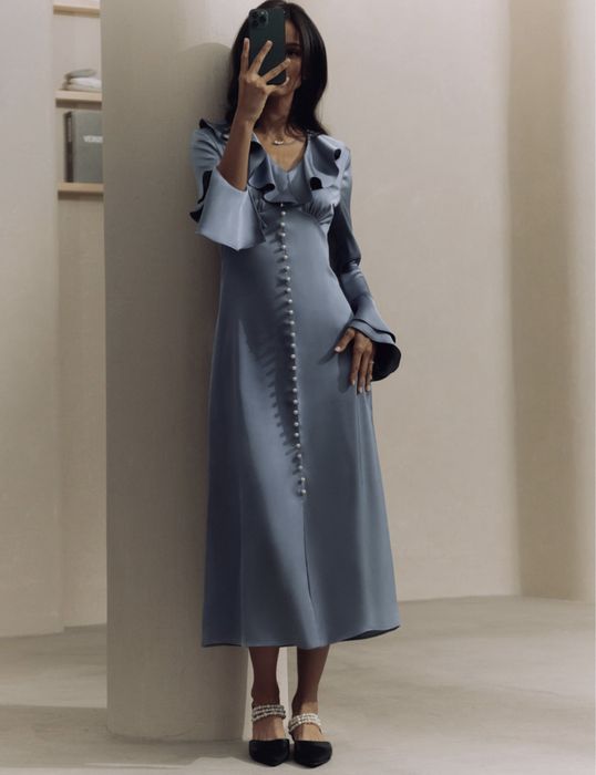 Продам платье lichi