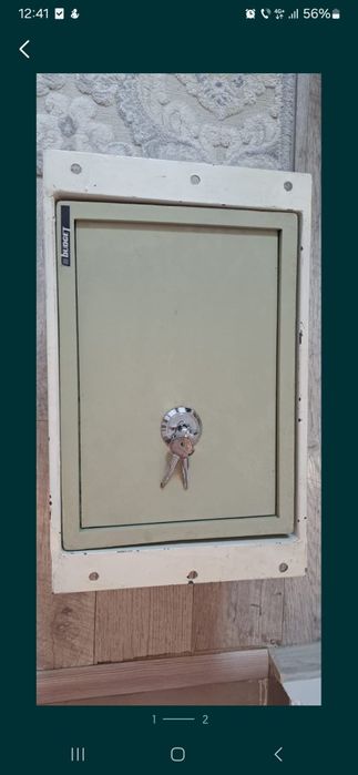 De prin balcon spre vânzare