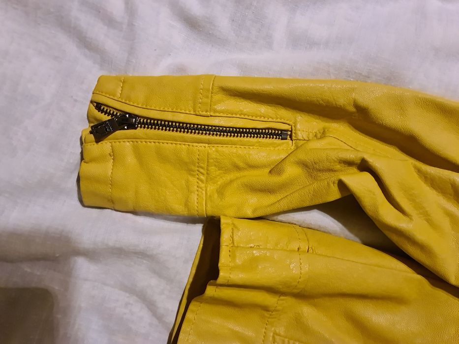 Jacheta de piele cu guler blana