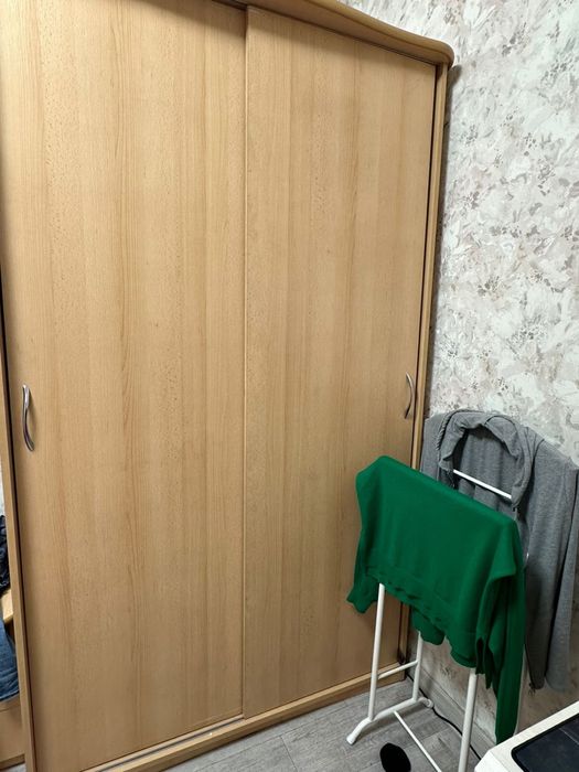 Шкаф в спальню….
