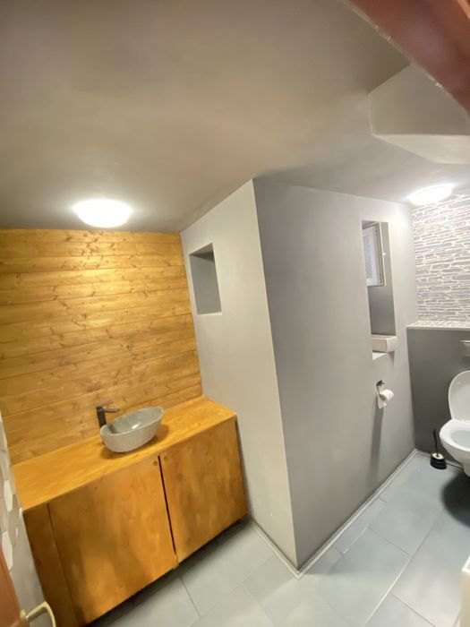 Spatiu Comercial De Inchiriat