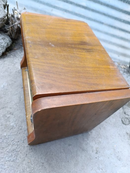 Музыкальный проигрыватель,радиола 3-го класса «Рекорд-61»