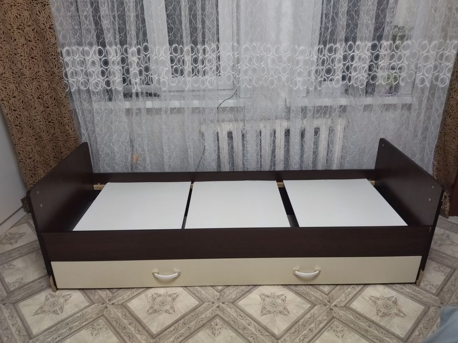 Продам детскую кровать