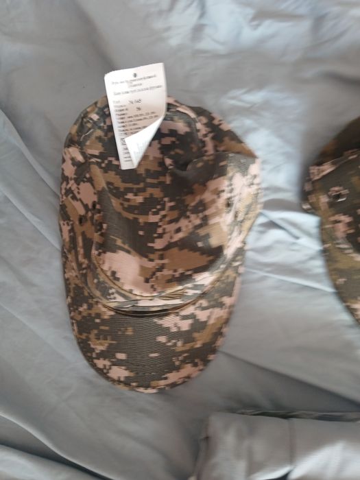 Продам футболки, рубашки,кепки