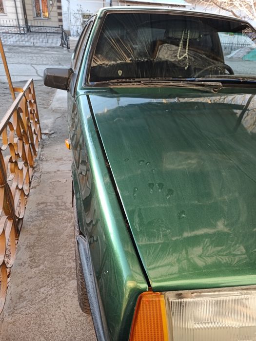 Продаю машину ваз 21099