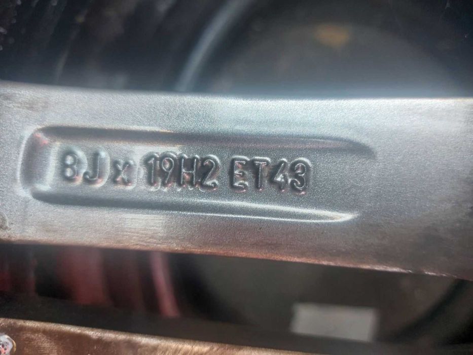 Oригинални алуминиеви джанти 19" AMG & 4 еднакви Bridgestone гуми DOT 24 за Mercedes-Benz W213 E220d (2016-2020)