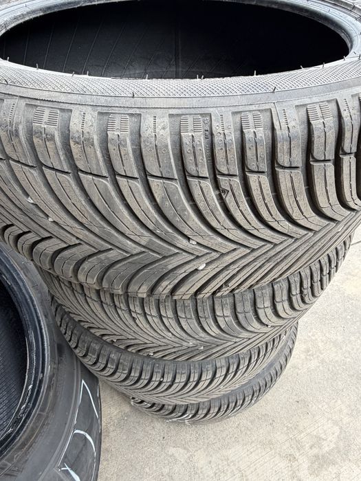 ЧИСТО НОВИ Гуми Kleber 235/45/19  96Y XL TL QUADRAXER 3