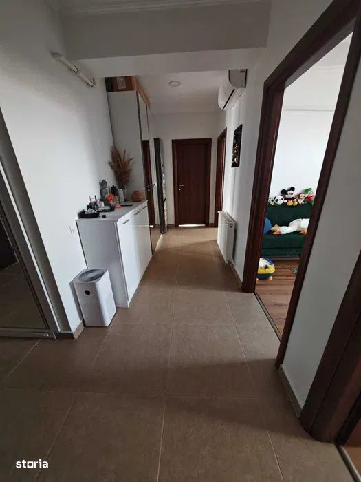 Apartament 3 camere Zona KM 5
