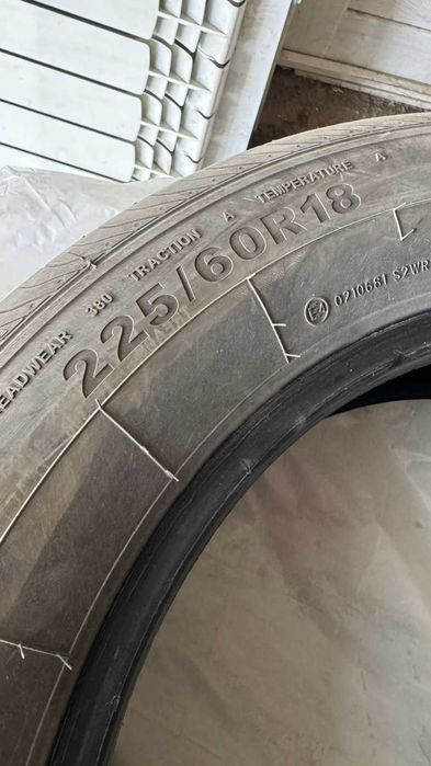 продам б/у шины 220/60/18