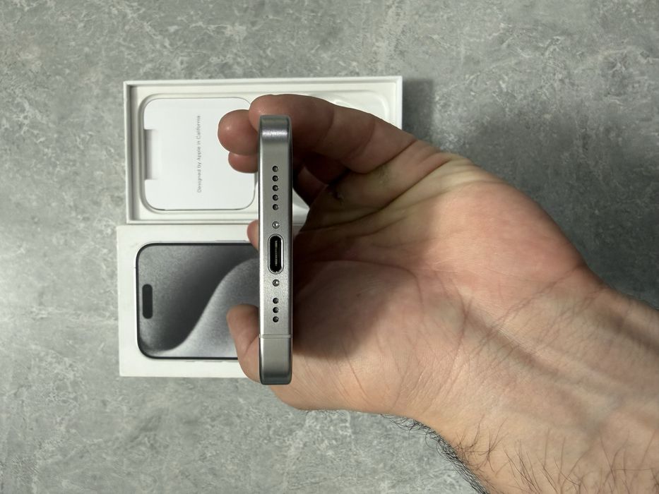 iPhone 15 Pro 128GB White Titanium