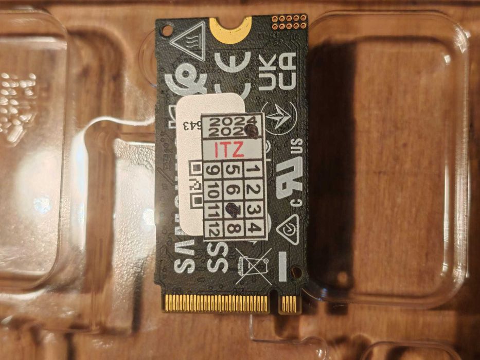 M.2 SAMSUNG 500GB, SSD  NVME 100 % Viata, aproape nou, pana 2Tb scris