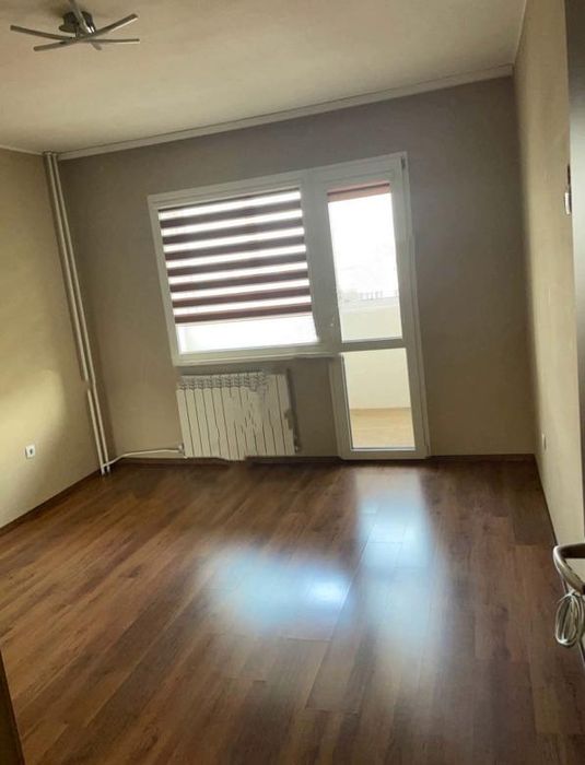 Продава се Тристаен апартамент в София, Дружба 2 - 84 кв.м за 2381 €/кв.м - Снимка #2