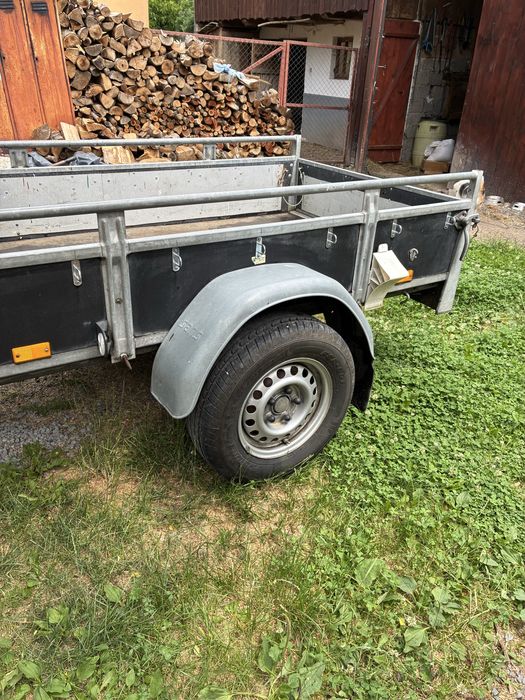 Remorca Saris 1000 kg.