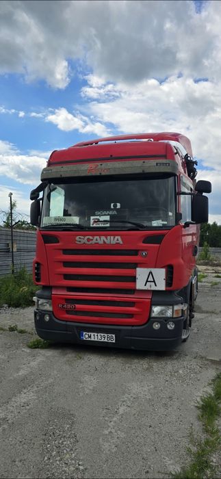 Мулти лифт с кран - Скания