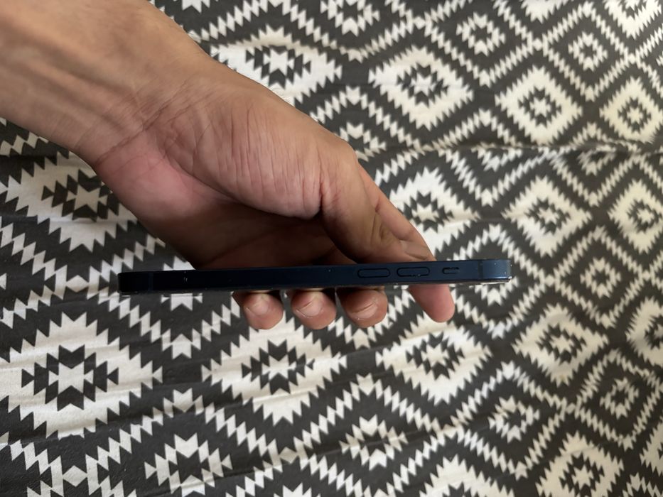 Iphone 12 с каробкой