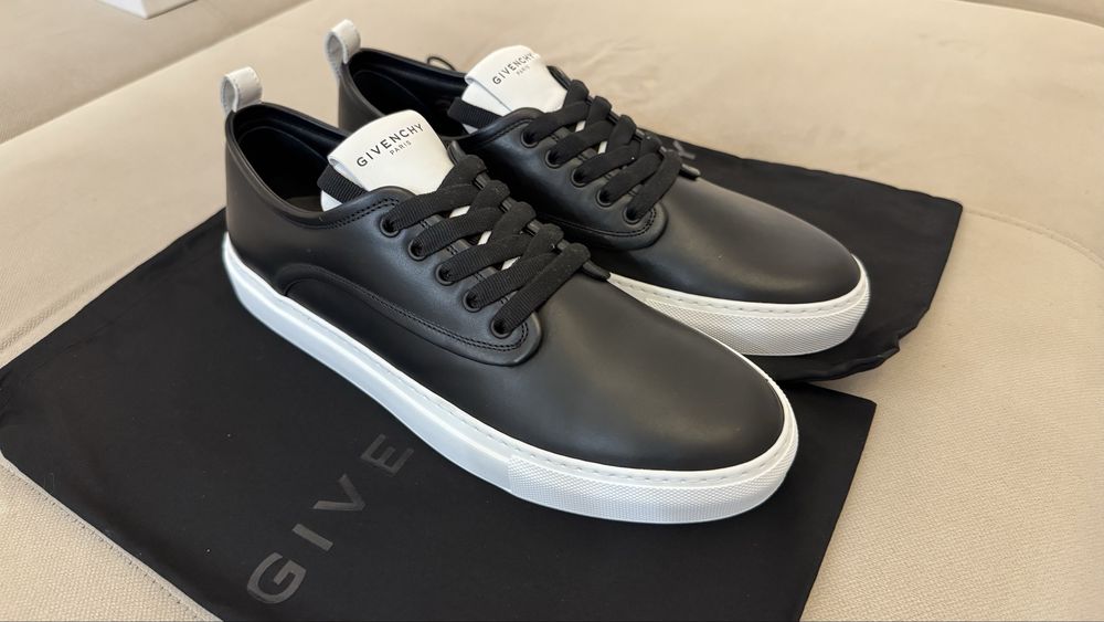 Кроссовки Givenchy новые
