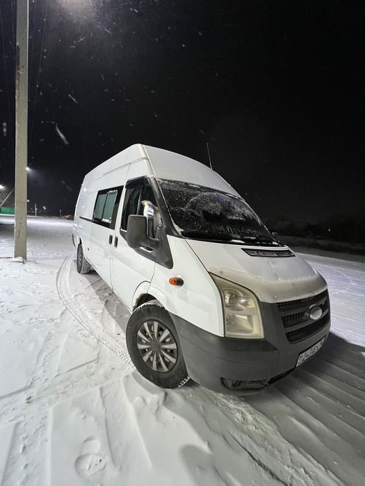 Микроавтобус Форд
