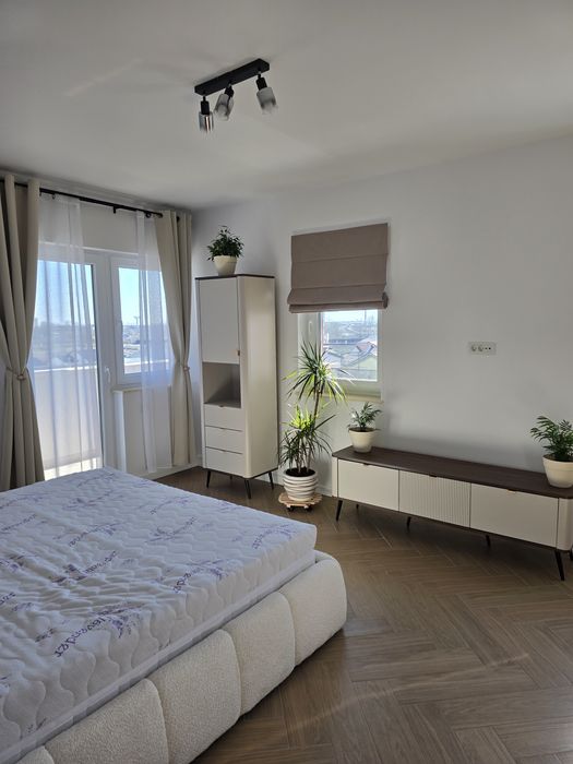 Inchiriez studio modern 2025