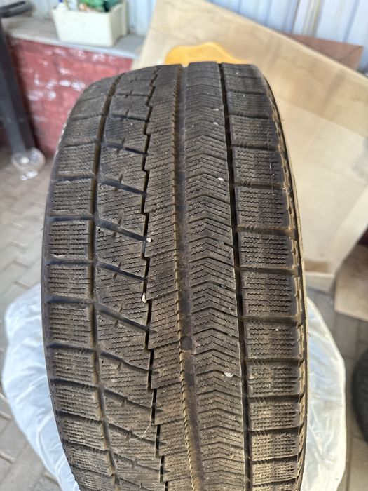 Шины зимние Bridgestone blizzak vrx