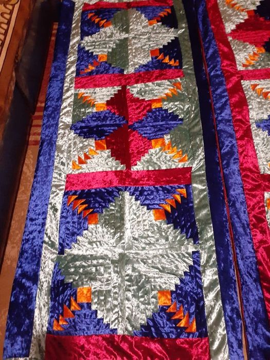 Продам корпешки новые