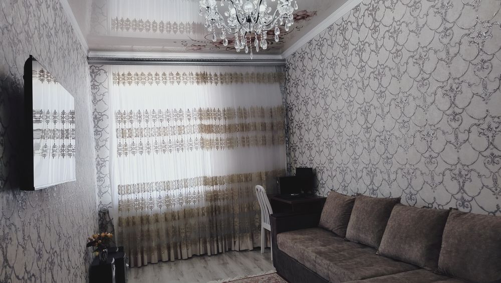 Продаётся квартира, ориентир 39 колледж, Аббос аптека. новостройка, дв